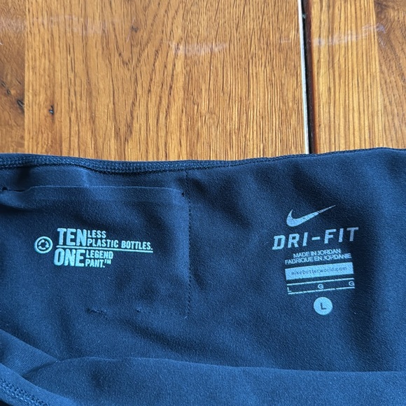 Nike Dri-Fit Ten/One leggings. - Picture 3 of 5